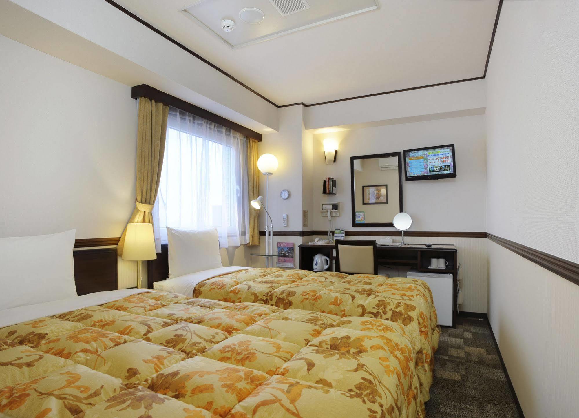Toyoko Inn Kofu-Eki Minami-Guchi No.1 Eksteriør billede