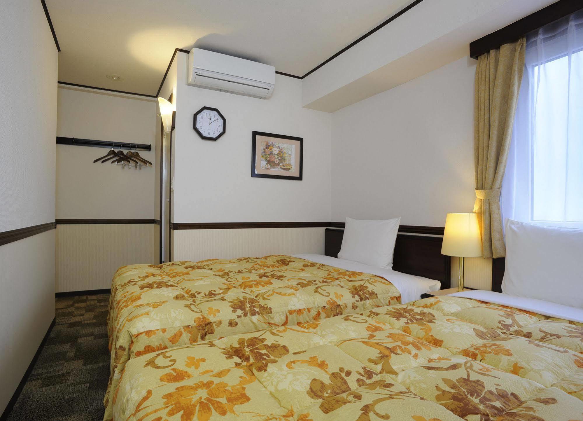 Toyoko Inn Kofu-Eki Minami-Guchi No.1 Eksteriør billede