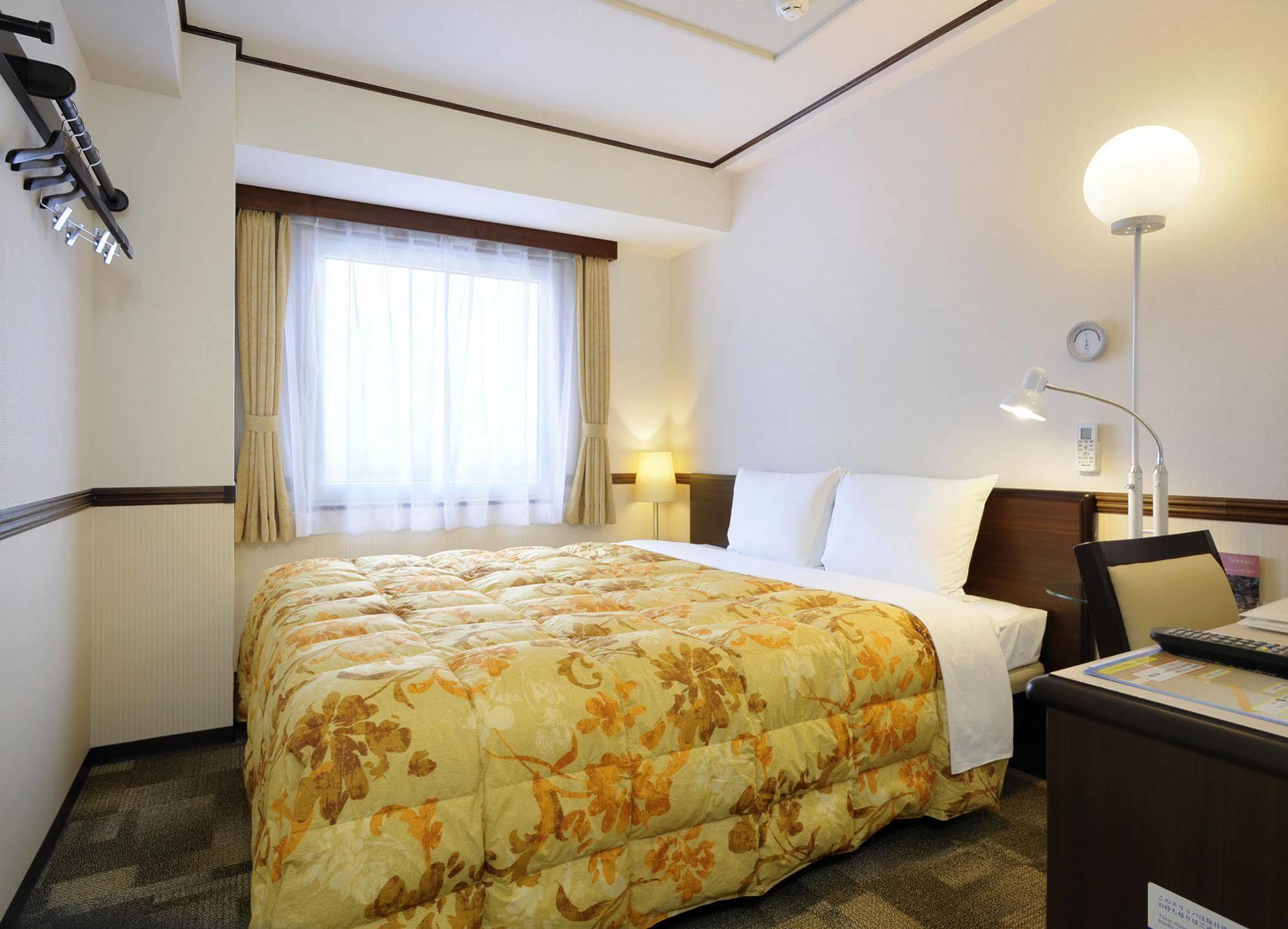 Toyoko Inn Kofu-Eki Minami-Guchi No.1 Eksteriør billede
